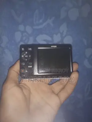 Nikon Coolpix L27 Mini Digital Camera