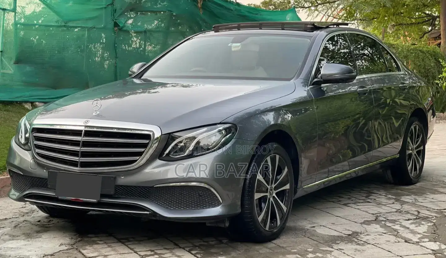 Mercedes-Benz E200 2020 Gray