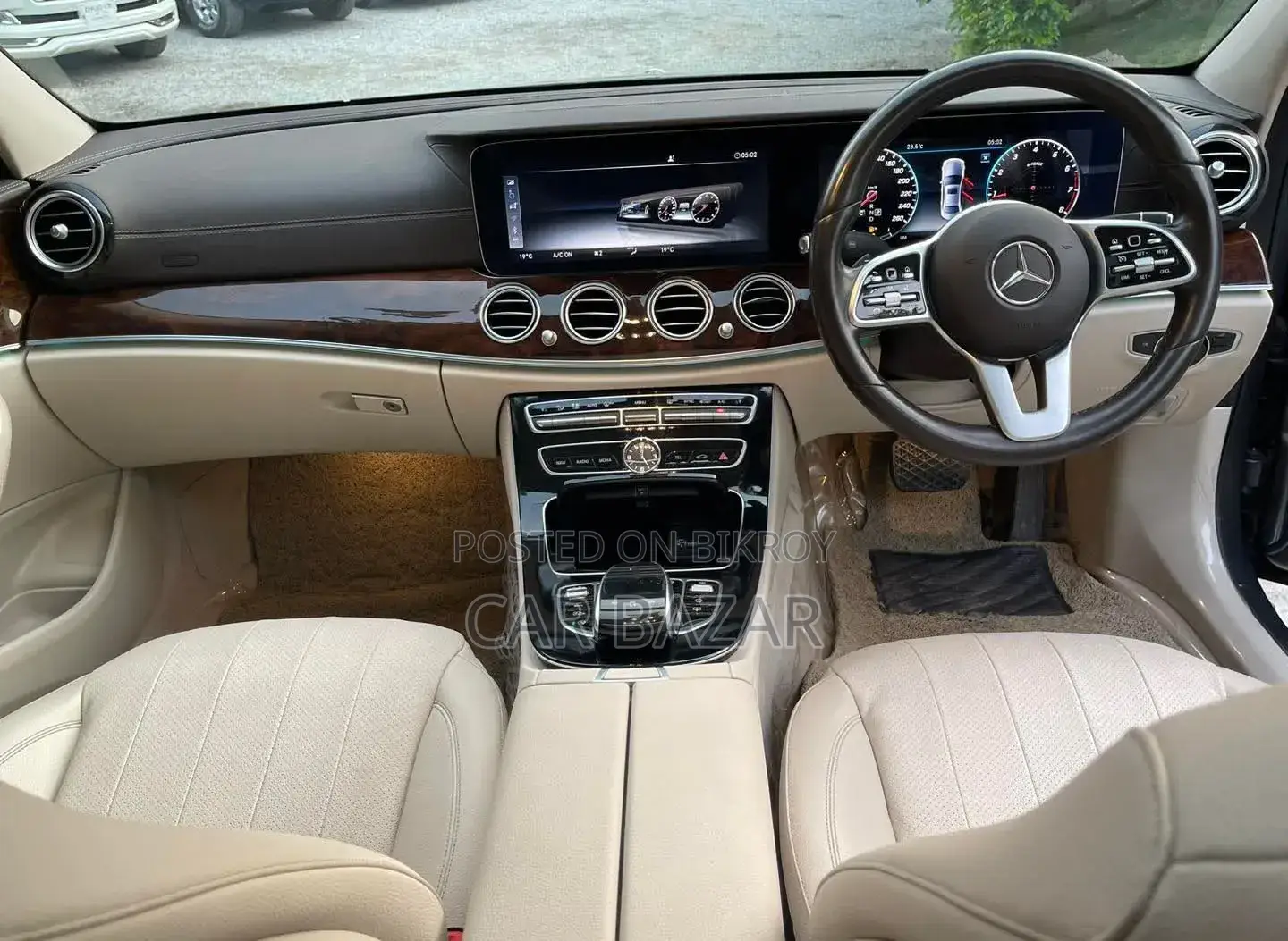 Mercedes-Benz E200 2020 Gray