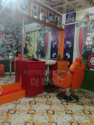 Gents Parlour