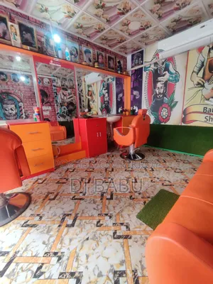 Gents Parlour