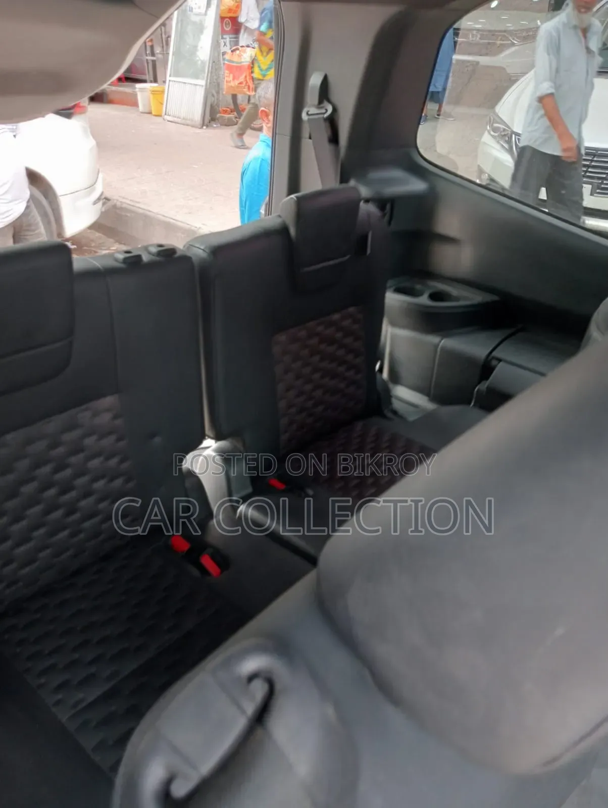 Toyota Voxy 2025 Pearl