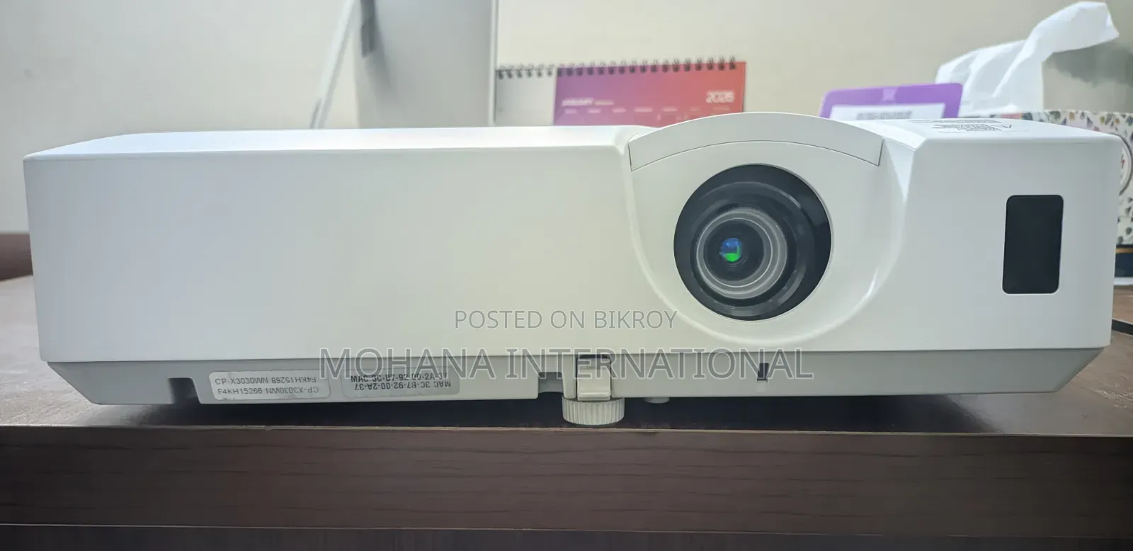 Hitachi CP-X3030WN Projector