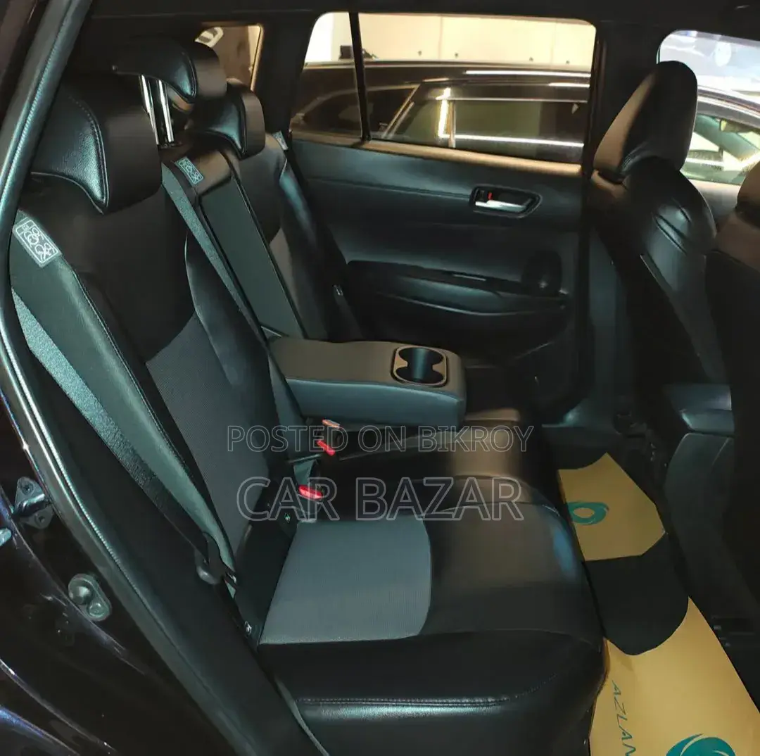 Toyota Corolla Cross 1.8 Hybrid AWD 2021 Black