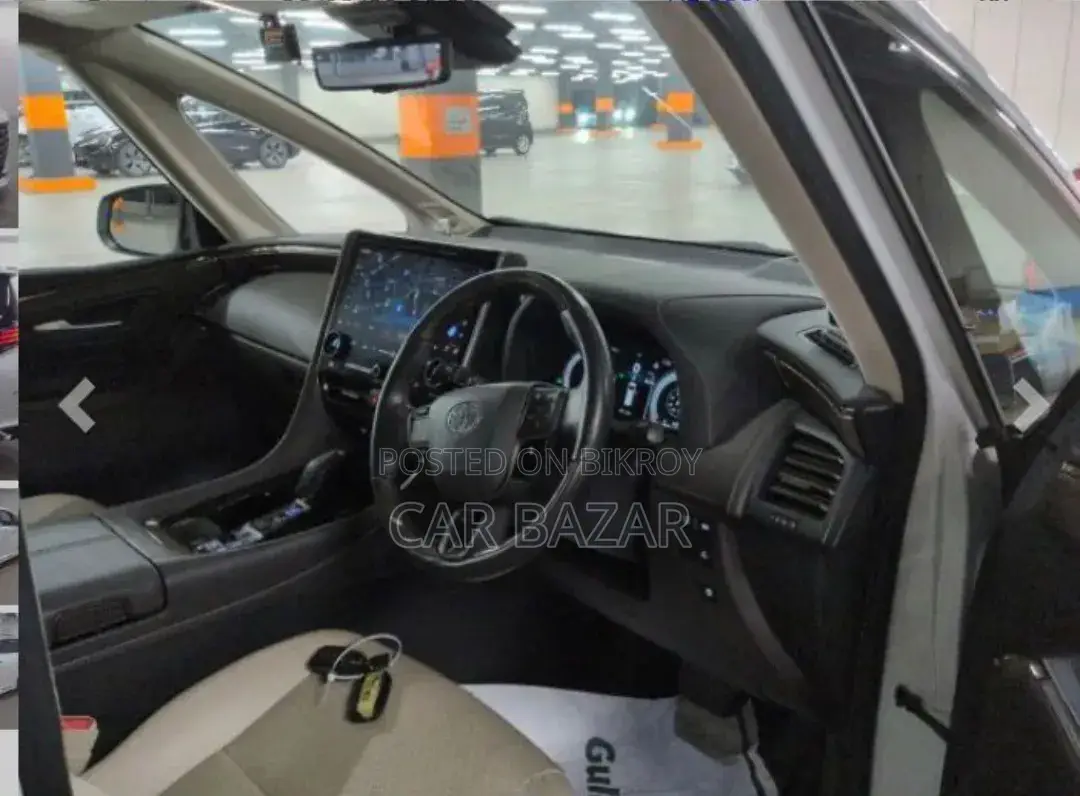 Toyota Alphard 2.5 Hybrid AWD 2023 Pearl