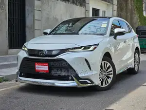 টয়োটা হ্যারিয়ার হাইব্রিড জেড ২০২৩ পার্ল