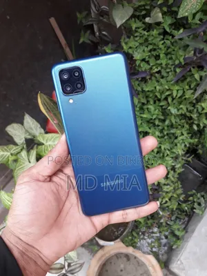 Samsung Galaxy A12 64 GB Blue