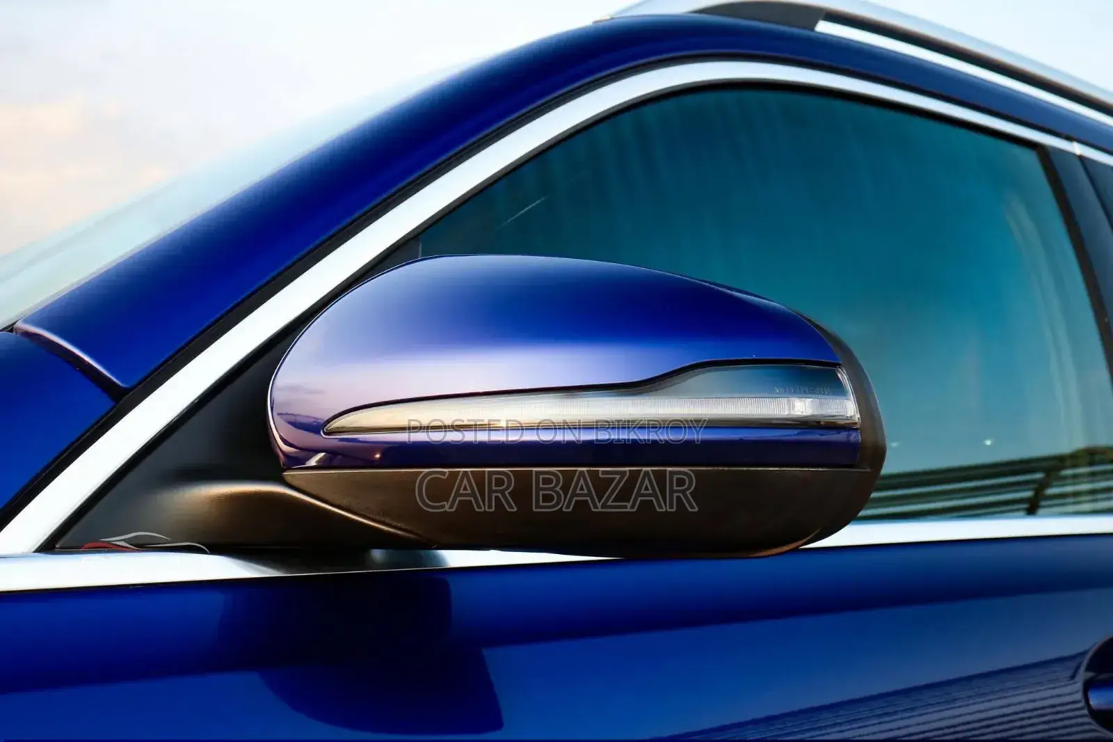 Mercedes-Benz GLB-Class GLB 200 4MATIC 2023 Blue
