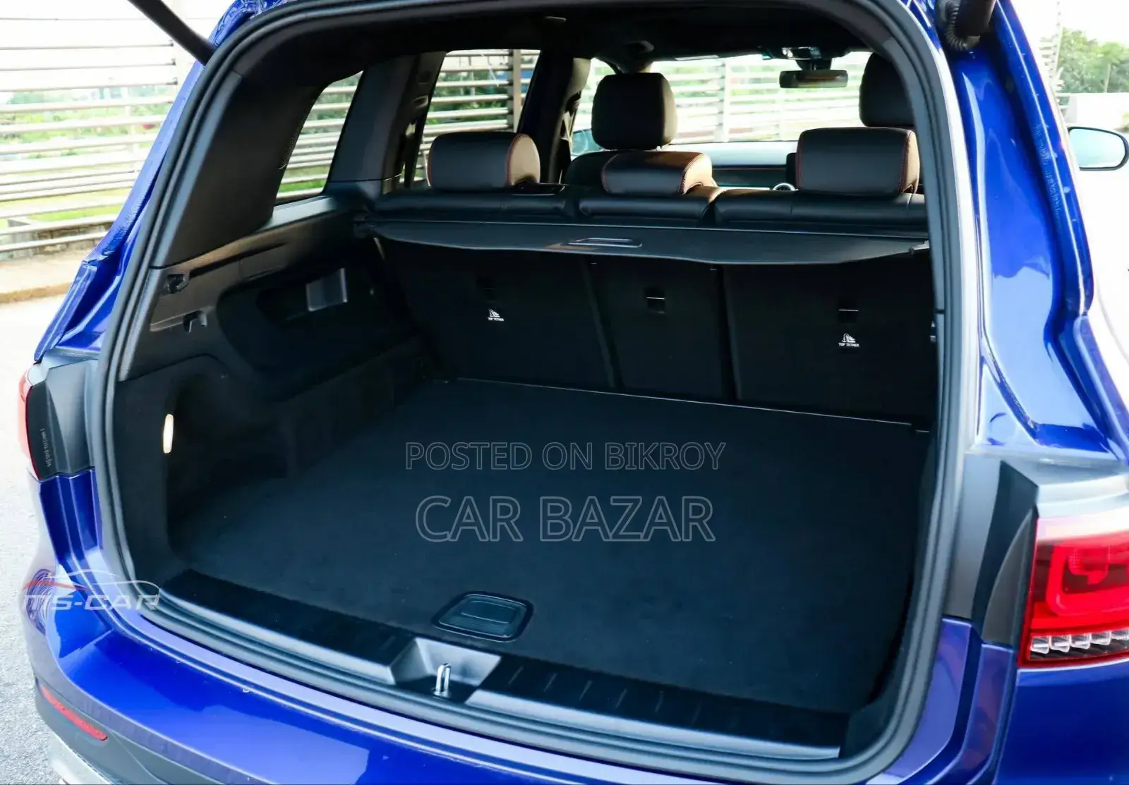 Mercedes-Benz GLB-Class GLB 200 4MATIC 2023 Blue