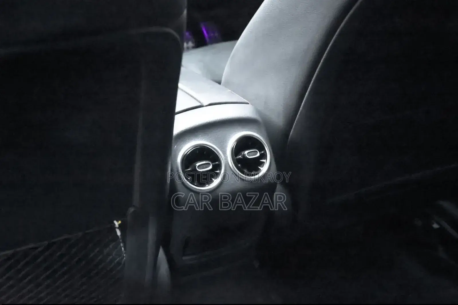 Mercedes-Benz GLB-Class GLB 200 4MATIC 2023 Blue