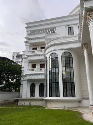 20bdrm Block of Flats in August 01, Basundhara for Sale