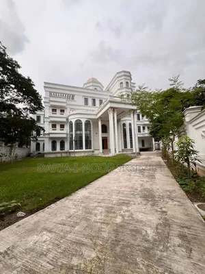 20bdrm Block of Flats in August 01, Basundhara for Sale