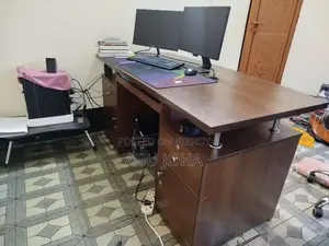 Executive Table Chair