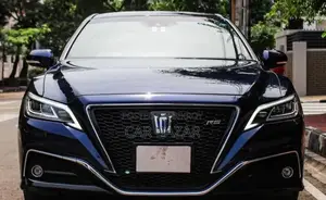 Toyota Crown 2018 ব্লু