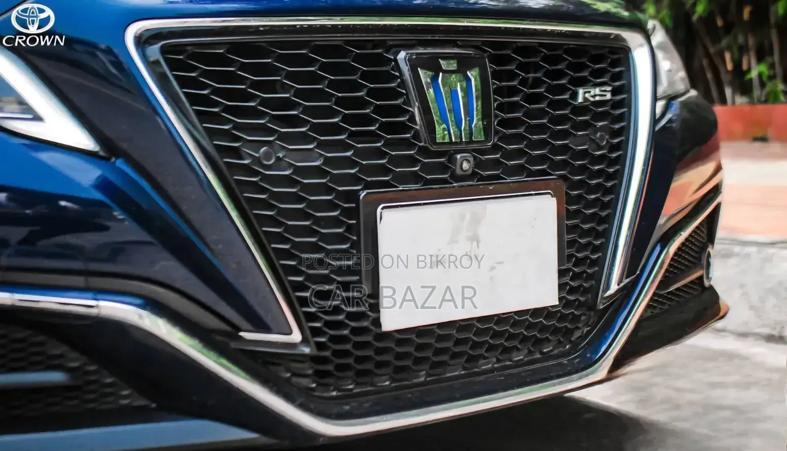 Toyota Crown 2018 ব্লু