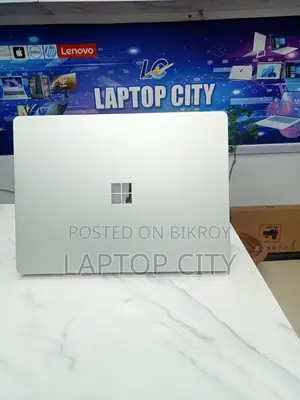 ল্যাপটপ মাইক্রোসফট সারফেস ল্যাপটপ গো ১৬জিবি ইন্টেল কোর আই৫ এসএসডি ২৫৬জিবি