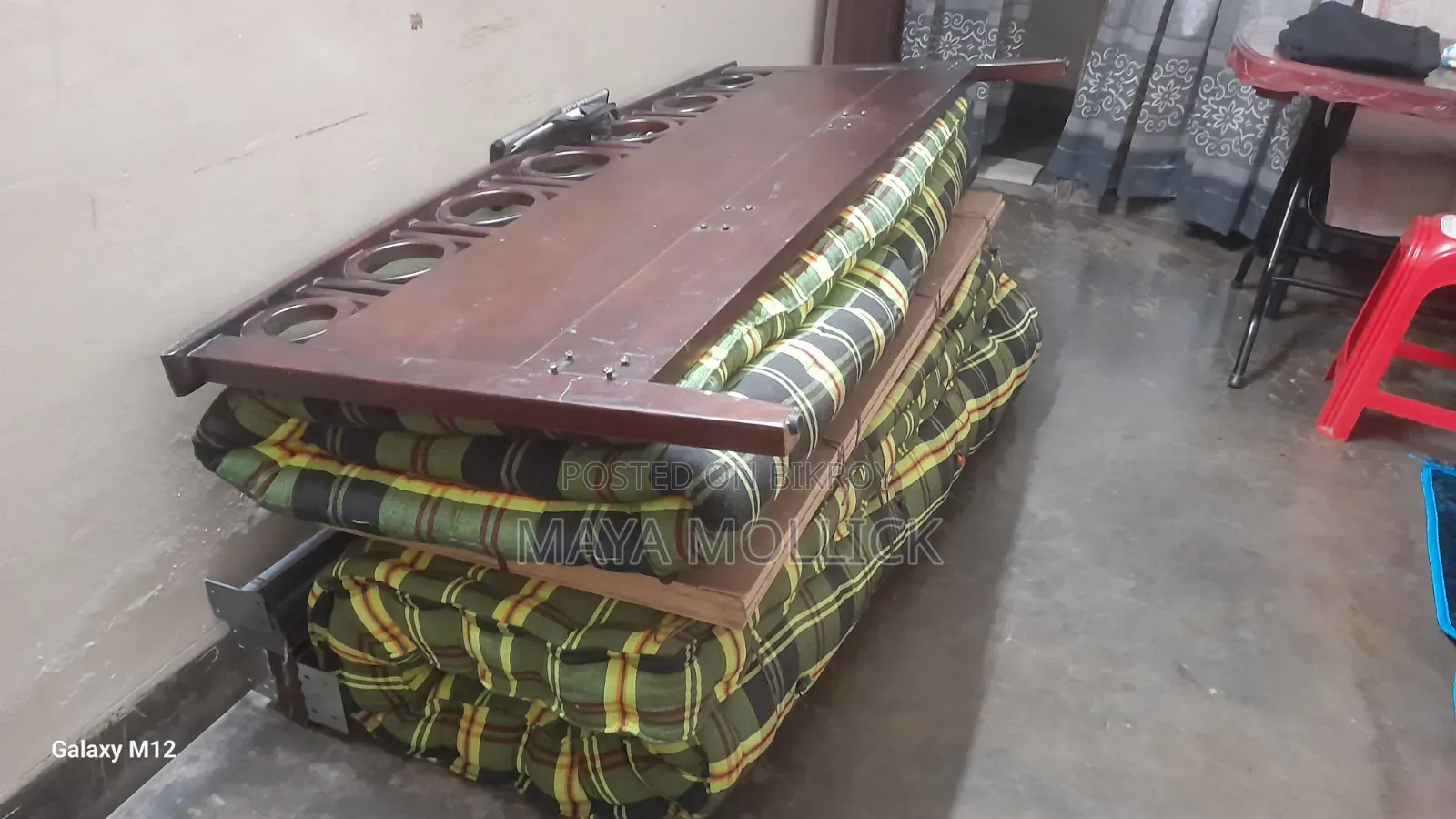 অটোবির এক সেট খাট বিক্রি হবে সাথে জাজিম তোশক সহ
