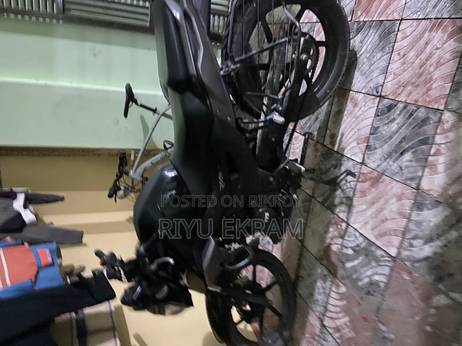TVS Raider 125 2024 Black