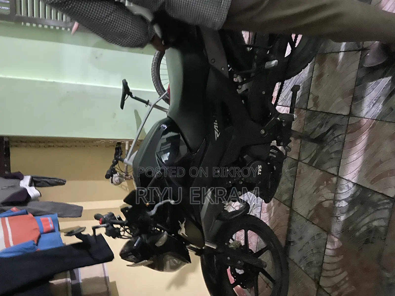 TVS Raider 125 2024 Black