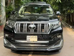 Toyota Land Cruiser Prado 2.7 2022 Black