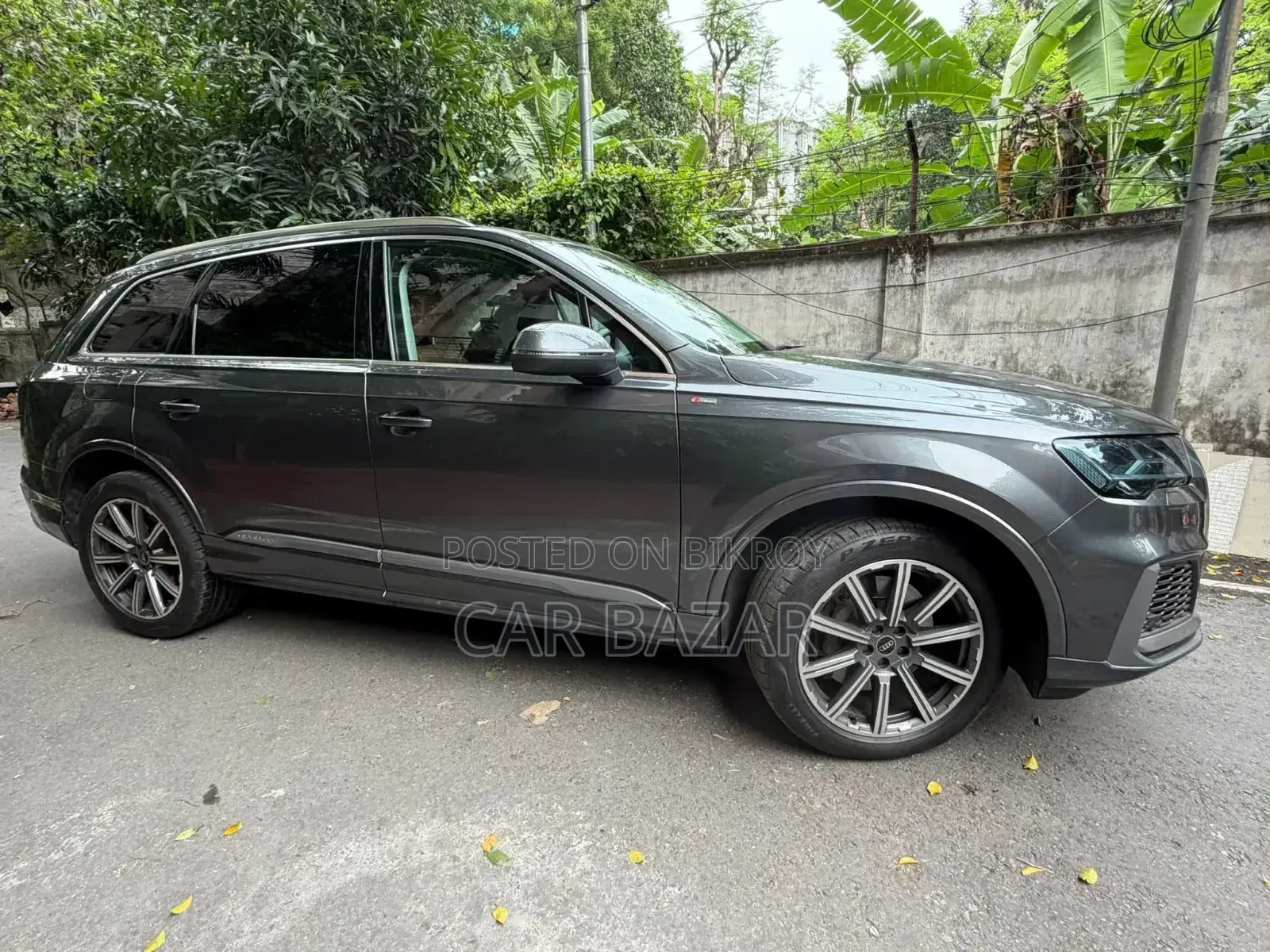 Audi Q7 Premium Plus 2022 Gray