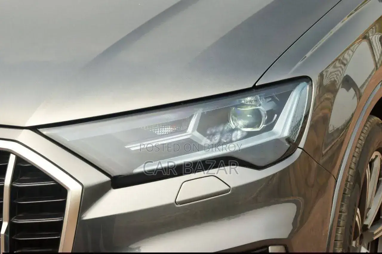 Audi Q7 Premium Plus 2022 Gray