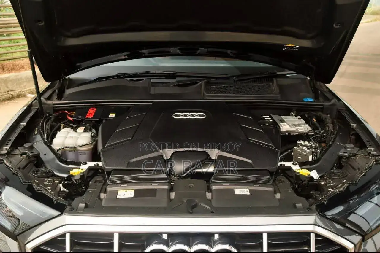 Audi Q7 Premium Plus 2022 Gray