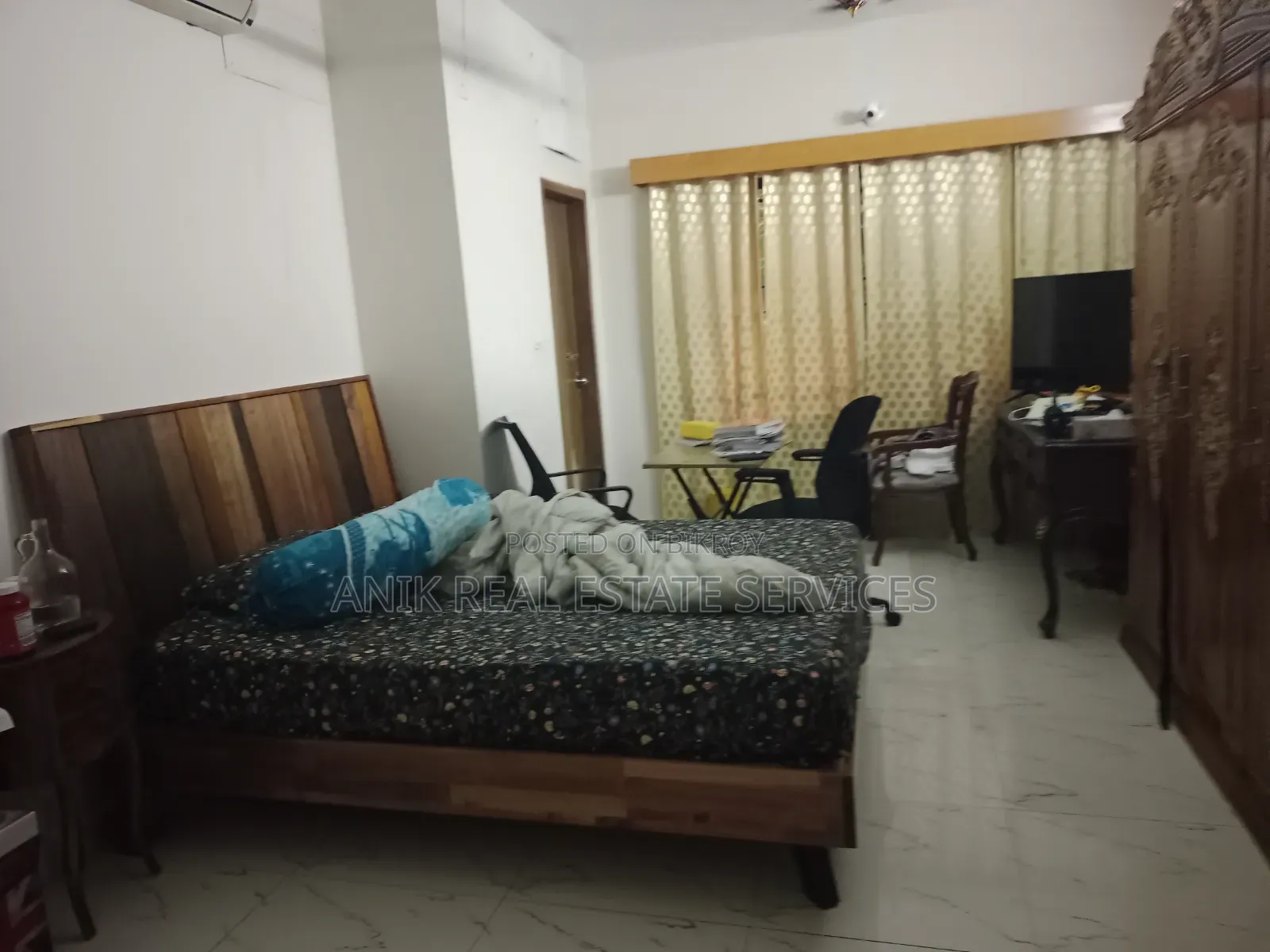 গুলশানে অনিক রিয়েল এস্টেটের ৪ বেডরুমের অ্যাপার্টমেন্ট বিক্রয়ের জন্য