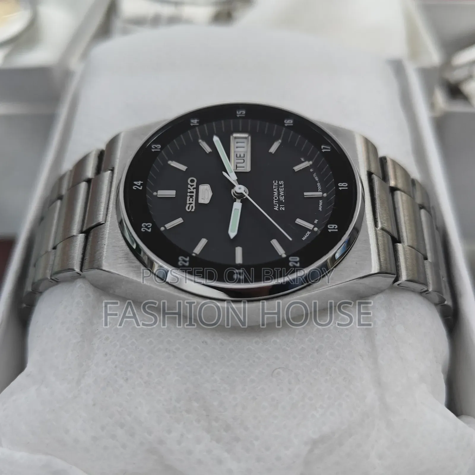 Seiko 5 Automatic Mechanical Japan Made Men's Watch – Black Dial