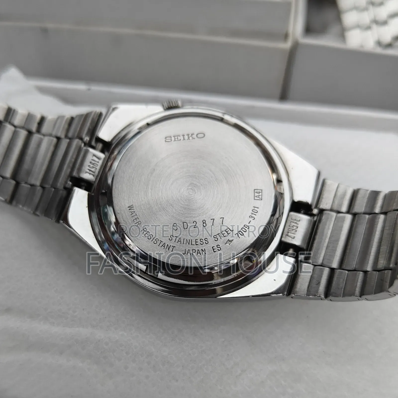 Seiko 5 Automatic Mechanical Japan Made Men's Watch – Black Dial