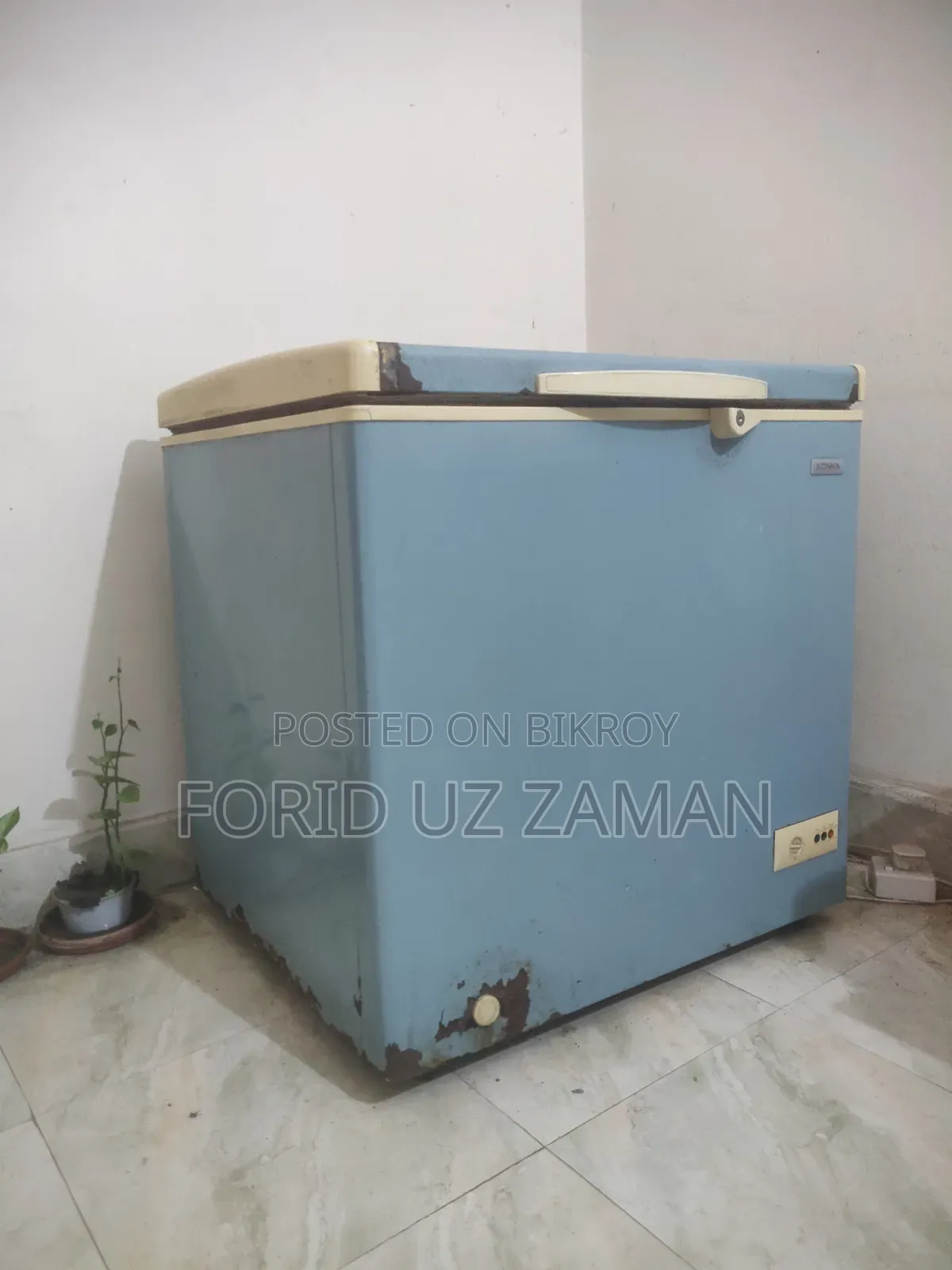 220l Konka Chest Freezer