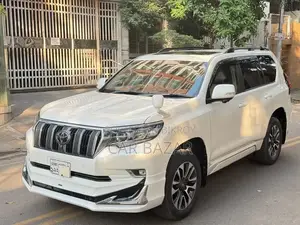 Toyota Land Cruiser Prado 2.7 2021 Pearl