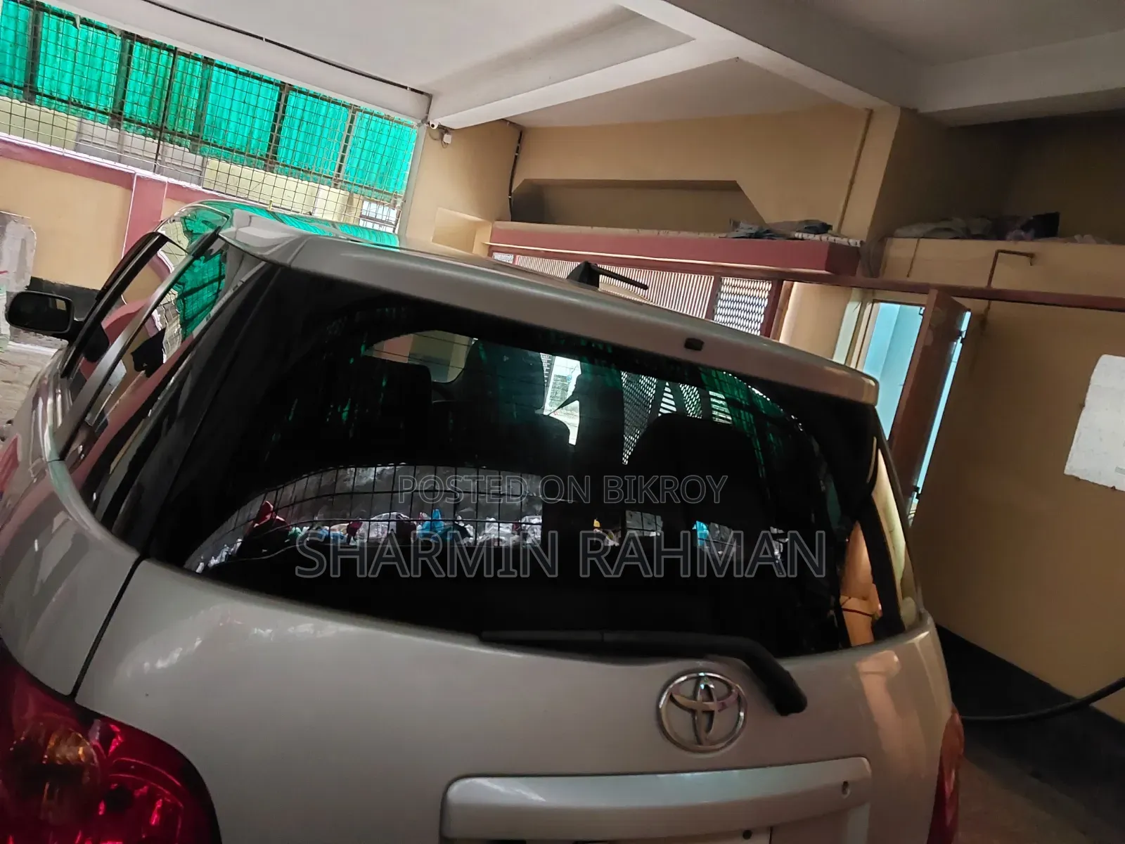 Toyota IST 2004 Silver