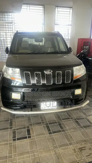 Mahindra Commander 2016 Black