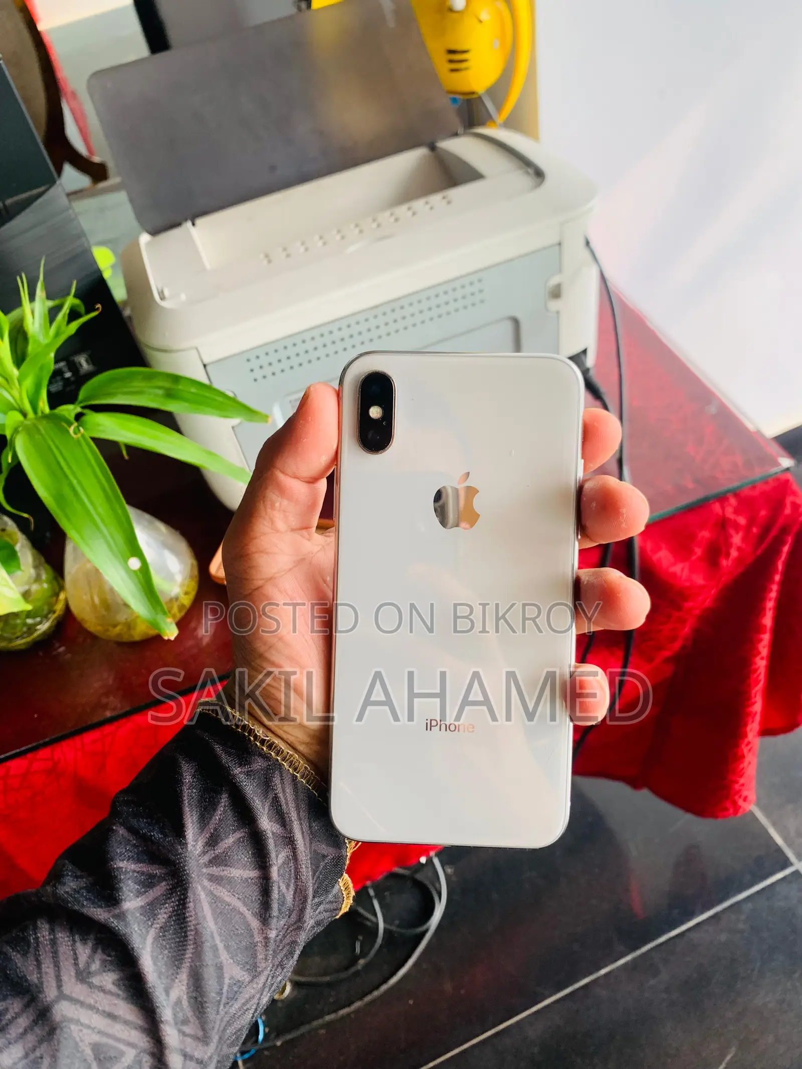 Apple iPhone X 256 GB White