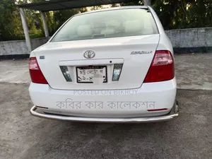 Toyota Corolla 2005 White