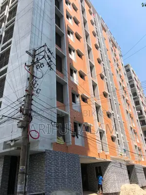 3-bedroom Condo in Chandrima Model for Sale
