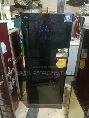 337 লিটার রানিং ওয়ালটোন কমপানির ফিরিজ বিক্রি করা হবে।