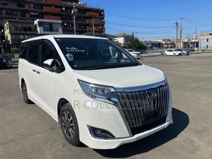 Toyota Esquire 1.8 FWD Hybrid (7 Seater) 2021 Pearl