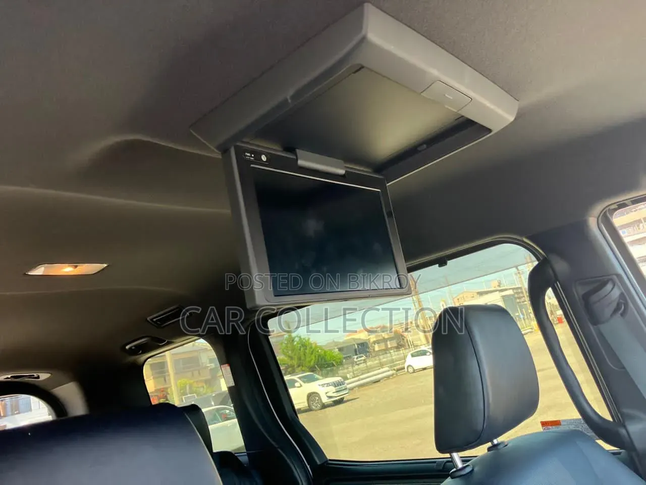 Toyota Esquire 1.8 FWD Hybrid (7 Seater) 2021 Pearl