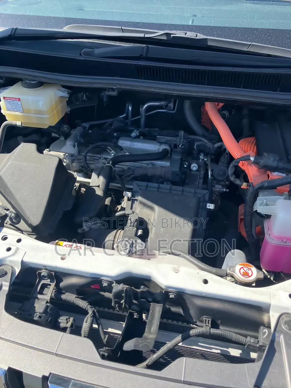 Toyota Esquire 1.8 FWD Hybrid (7 Seater) 2021 Pearl