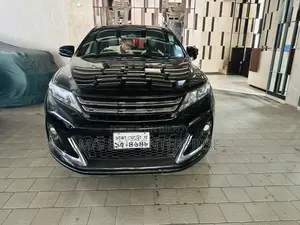 Toyota Harrier 2.0 2015 Black