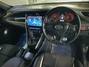 Toyota Harrier 2.0 2015 Black