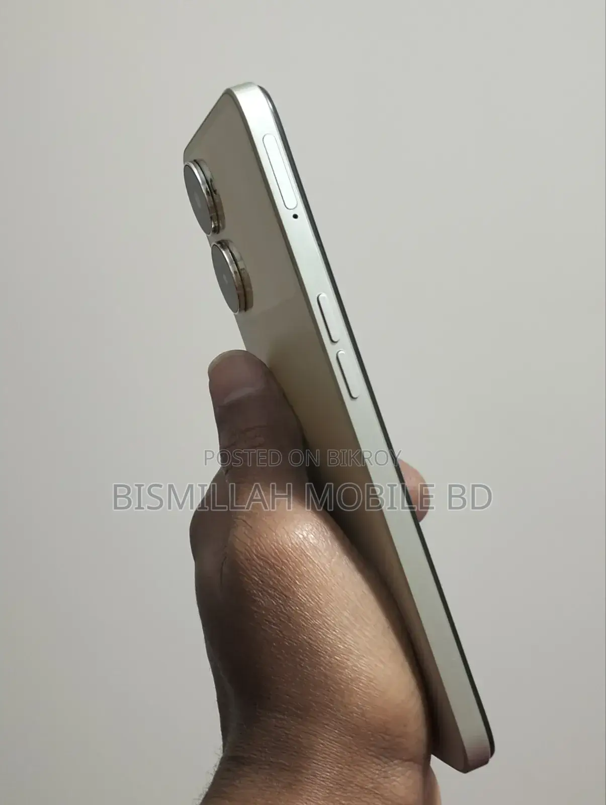 Realme V30 128 GB