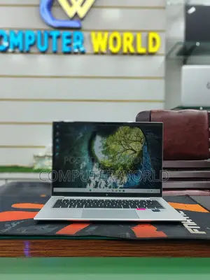 Laptop HP EliteBook 840 G9 16GB Intel Core I5 SSD 512GB