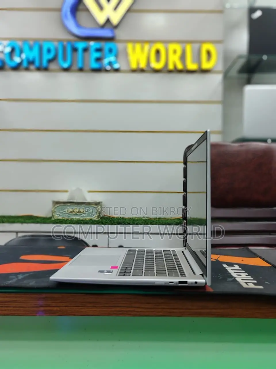 Laptop HP EliteBook 840 G9 16GB Intel Core I5 SSD 512GB