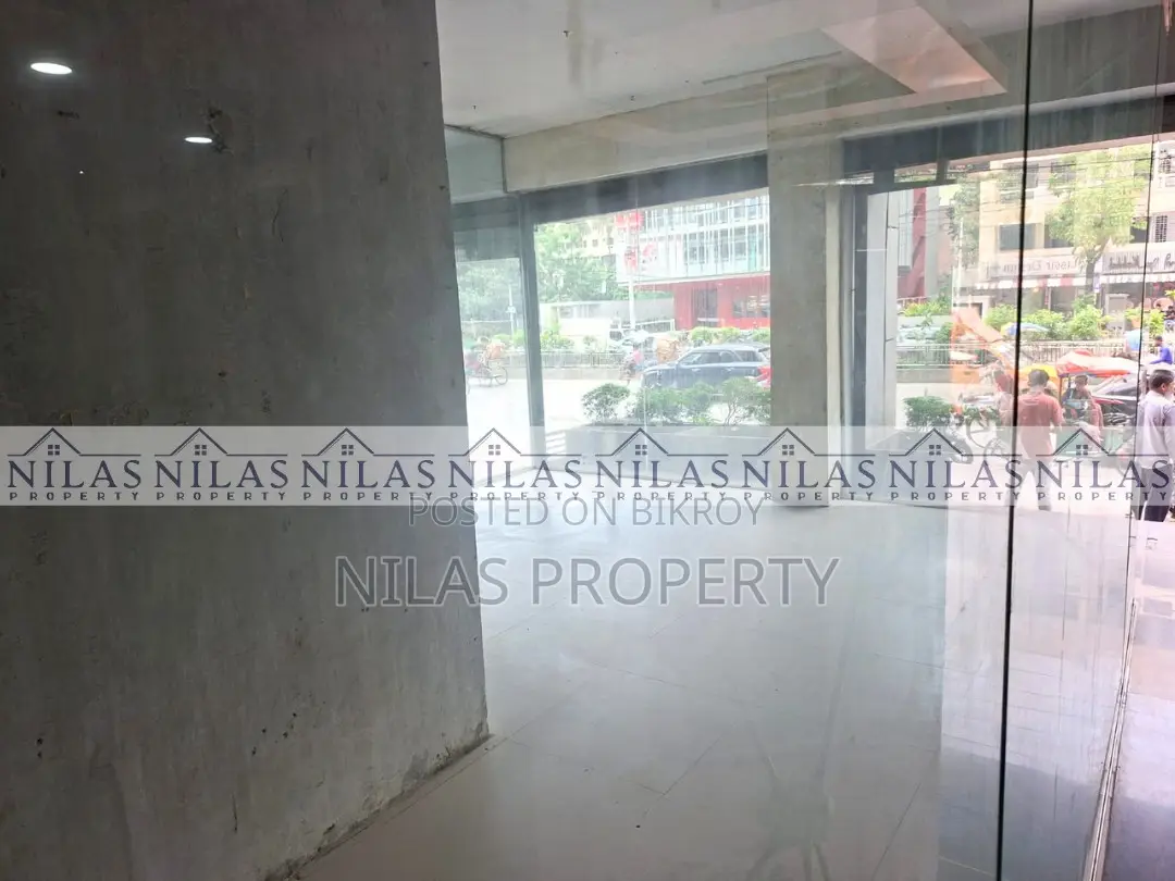 Ground Floor Showroom/Café Space Rent in Dhanmondi