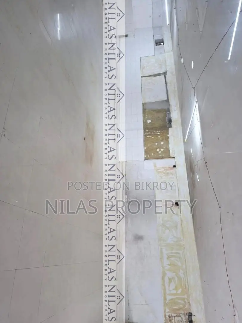 Ground Floor Showroom/Café Space Rent in Dhanmondi