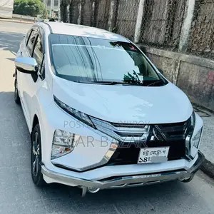 Mitsubishi Xpander 2021 White
