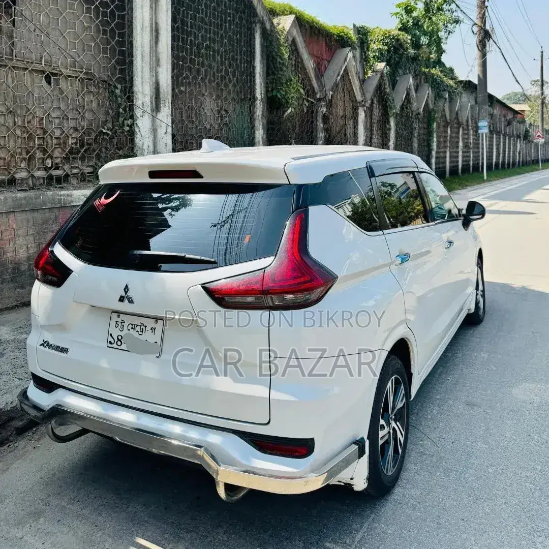 Mitsubishi Xpander 2021 White